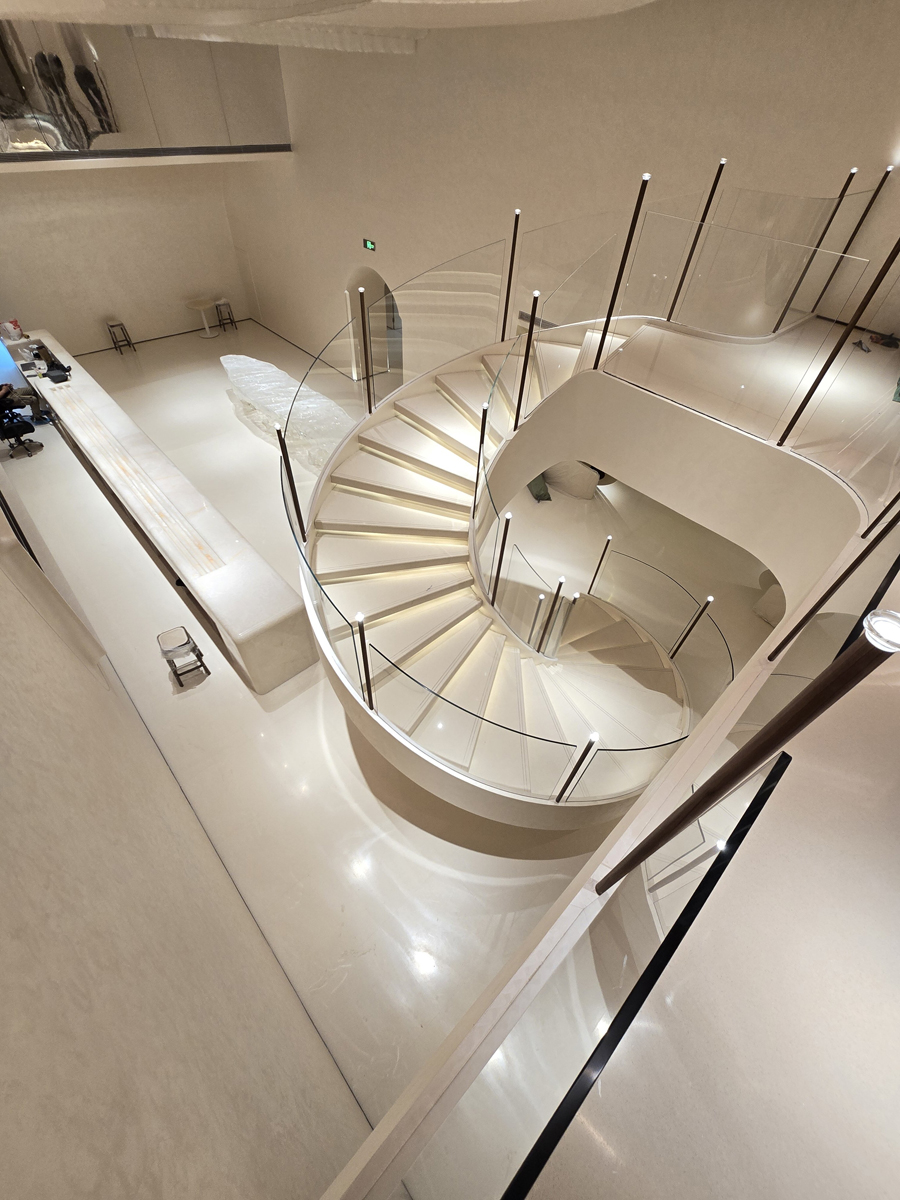 钢结构旋转楼梯