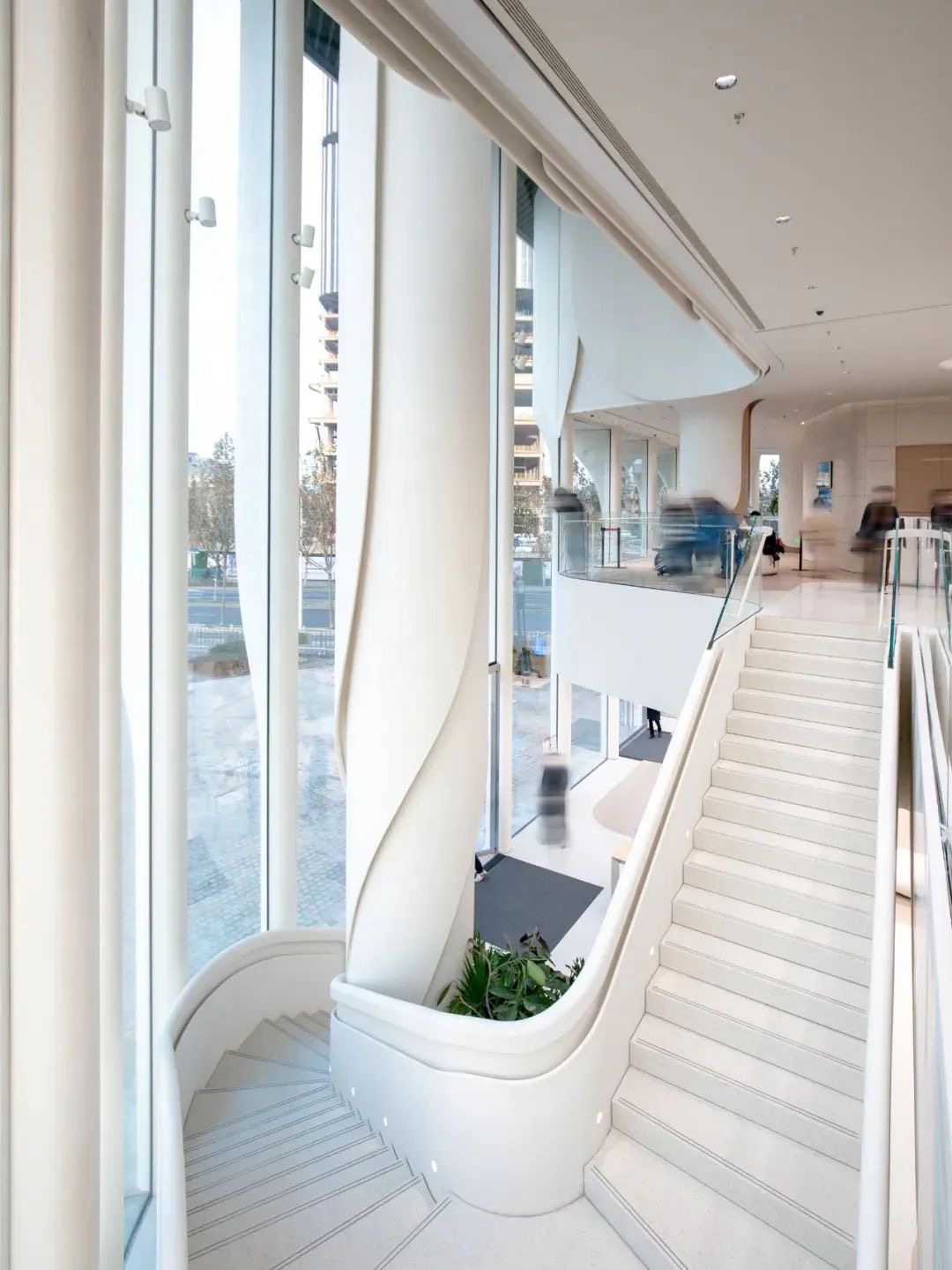 钢结构旋转楼梯