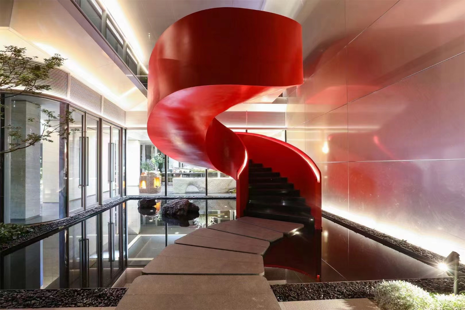 钢结构旋转楼梯