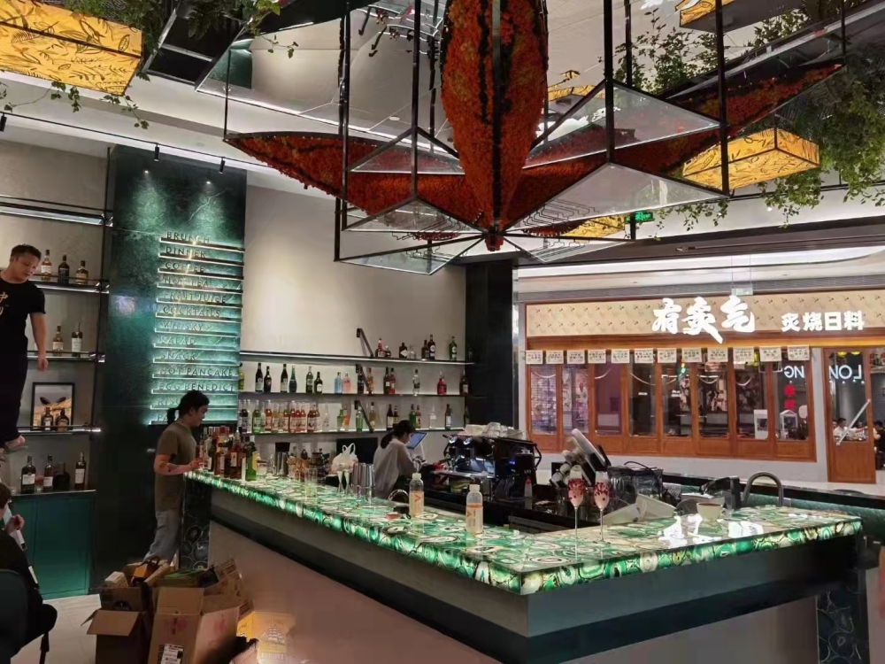绿玛瑙半宝石（透光）