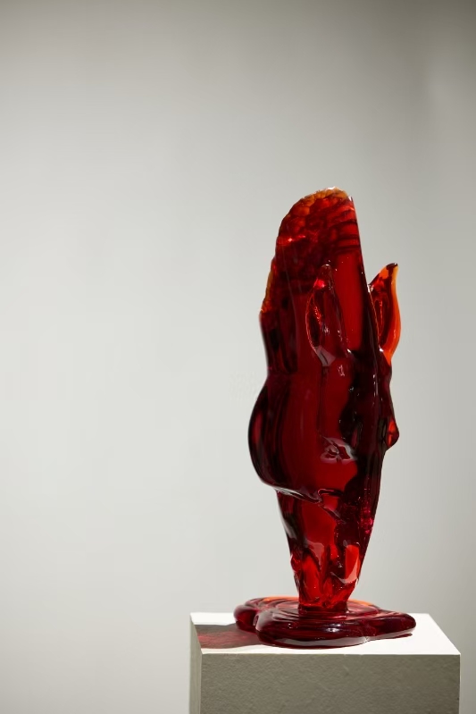 流晶 马头 红色小