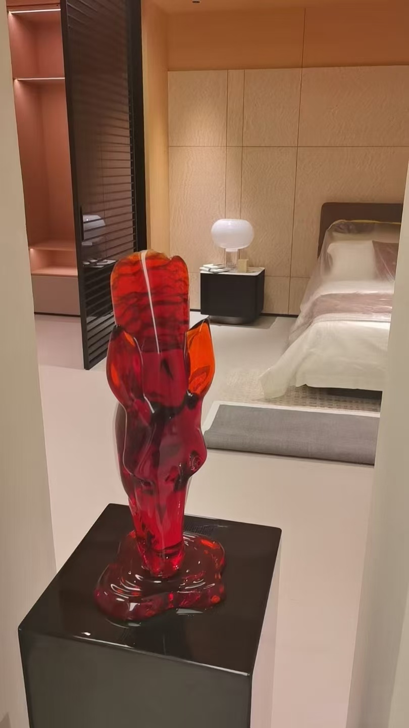 流晶 马头 红色小
