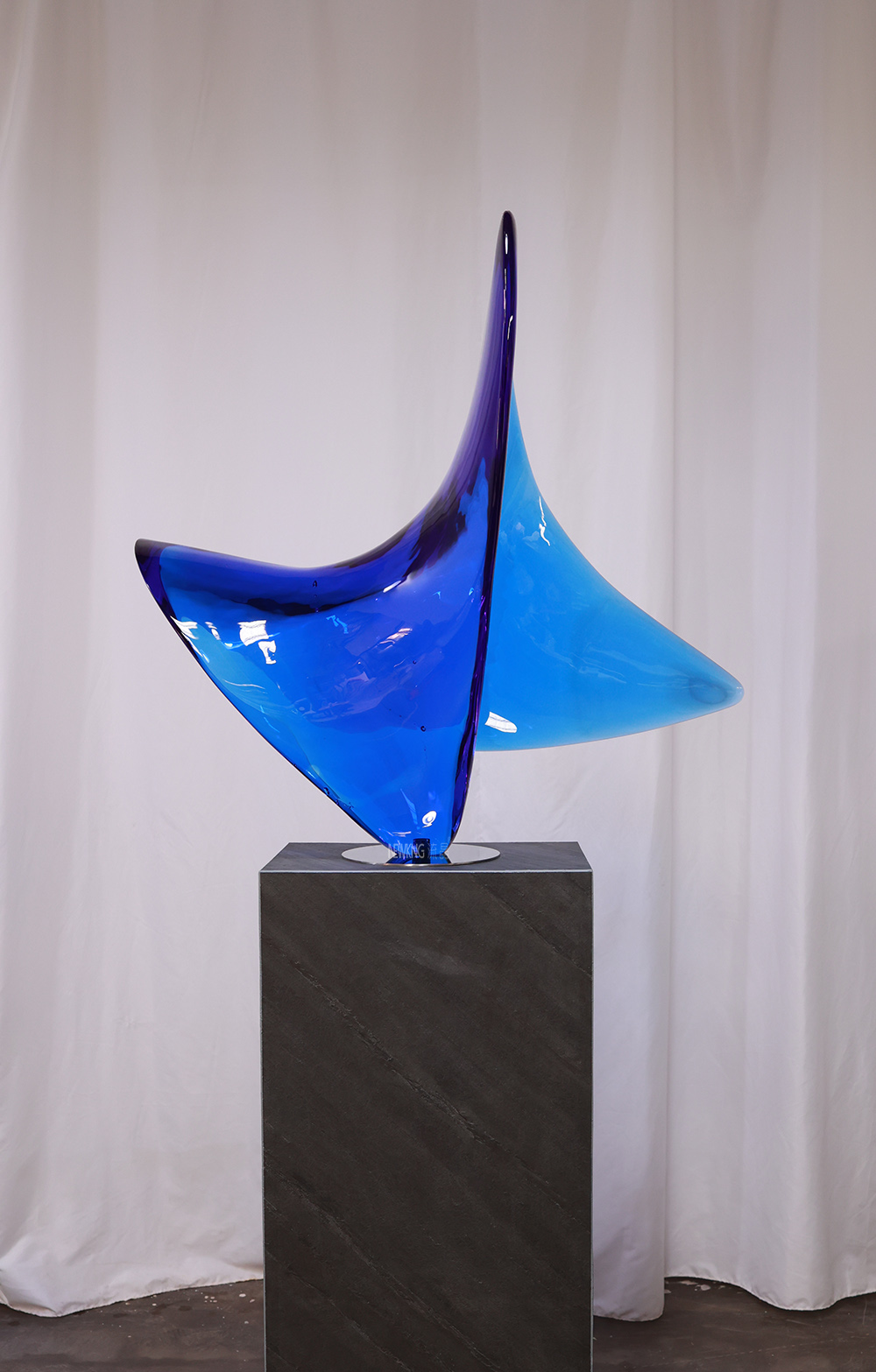 流晶 帆 蓝